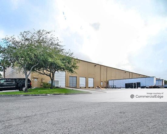 Enterprise Commerce Center - 1501 Green Road
