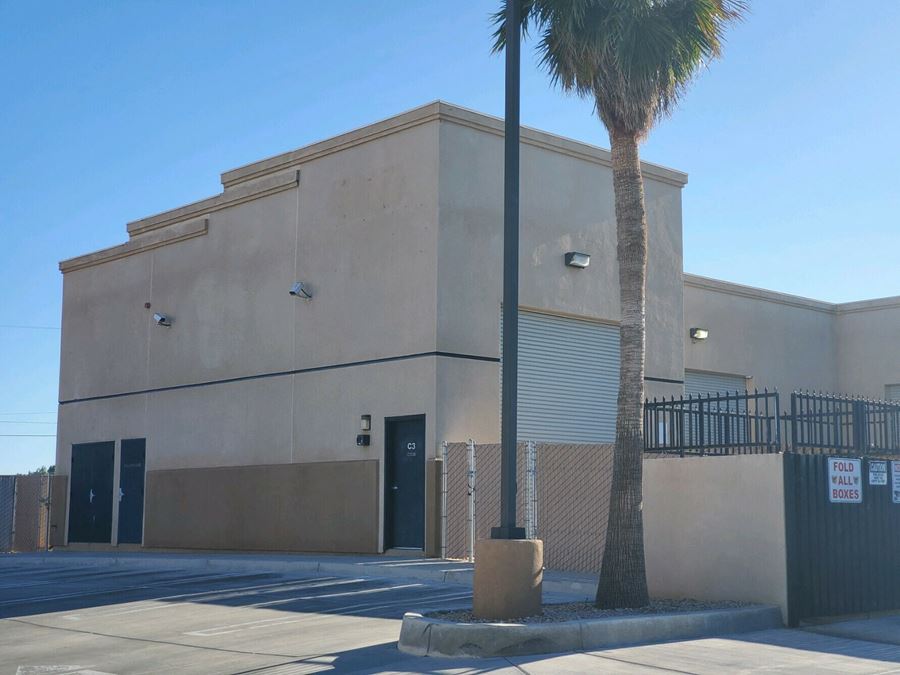 10904 Hesperia Road Unit C3