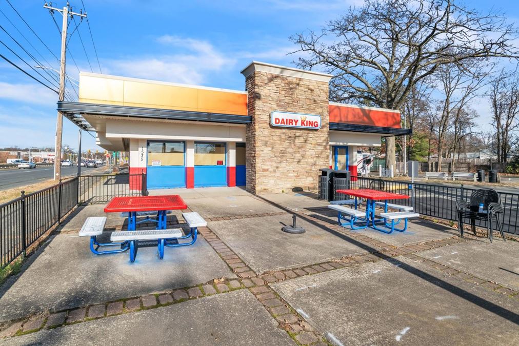 Freestanding Restaurant With Drive-Through on Rt. 33