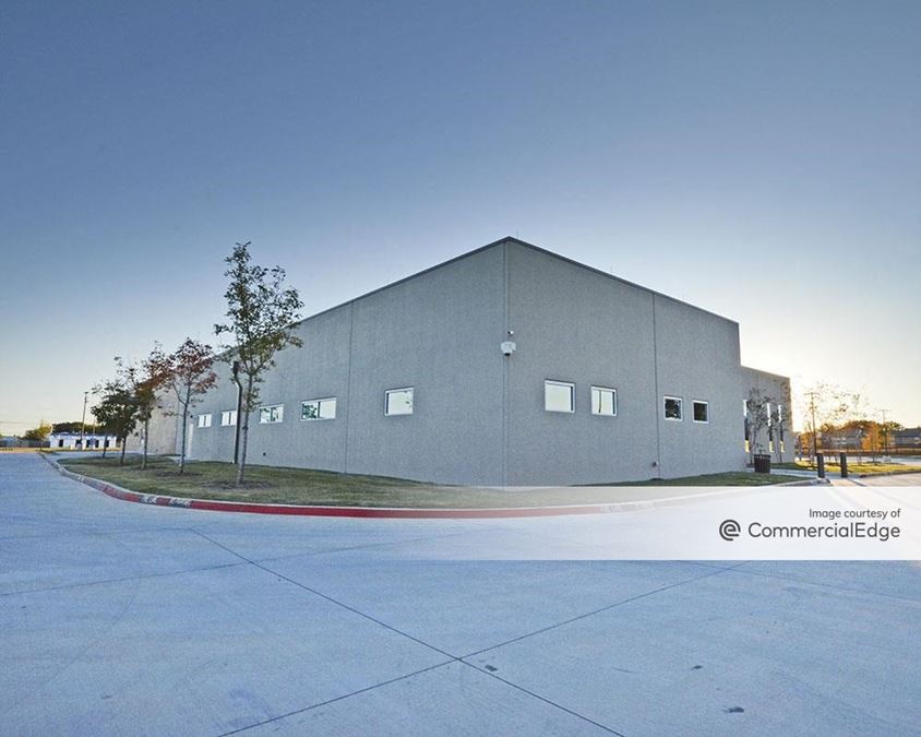 3200 West Euless Blvd 3200 West Euless Blvd Office Building