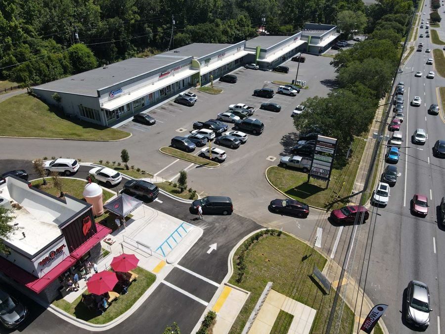 Mahan Plaza