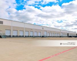 TradeLane Airport Center - Building 4