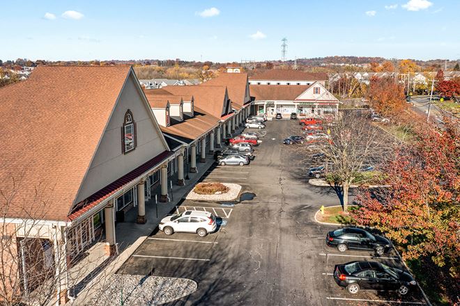 Strykers Crossing Shopping Center