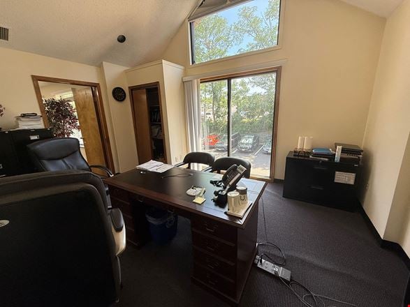 ±1,600 SF Office Condo For Lease