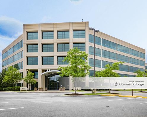 Three Parkwood Crossing