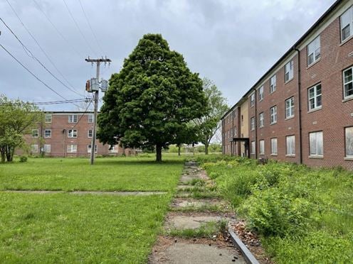 101 W Borman Dr