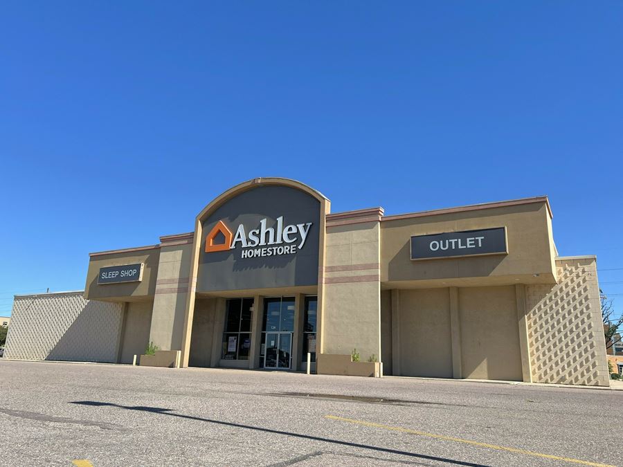 18,900 SF Retail Box, Downtown Sioux City