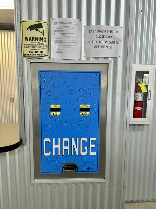 Self-Serve Laundromat