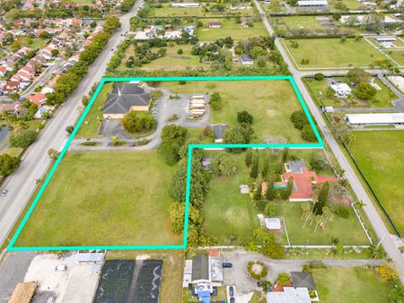 Other space for Sale at 6565 SW 127th Ave in Miami