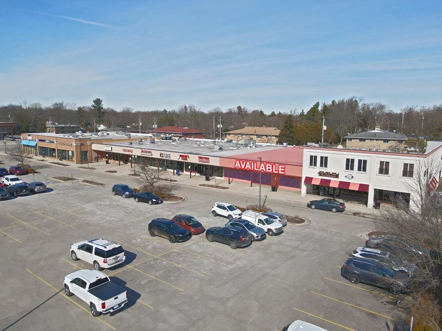 1351 E Grand River Ave
