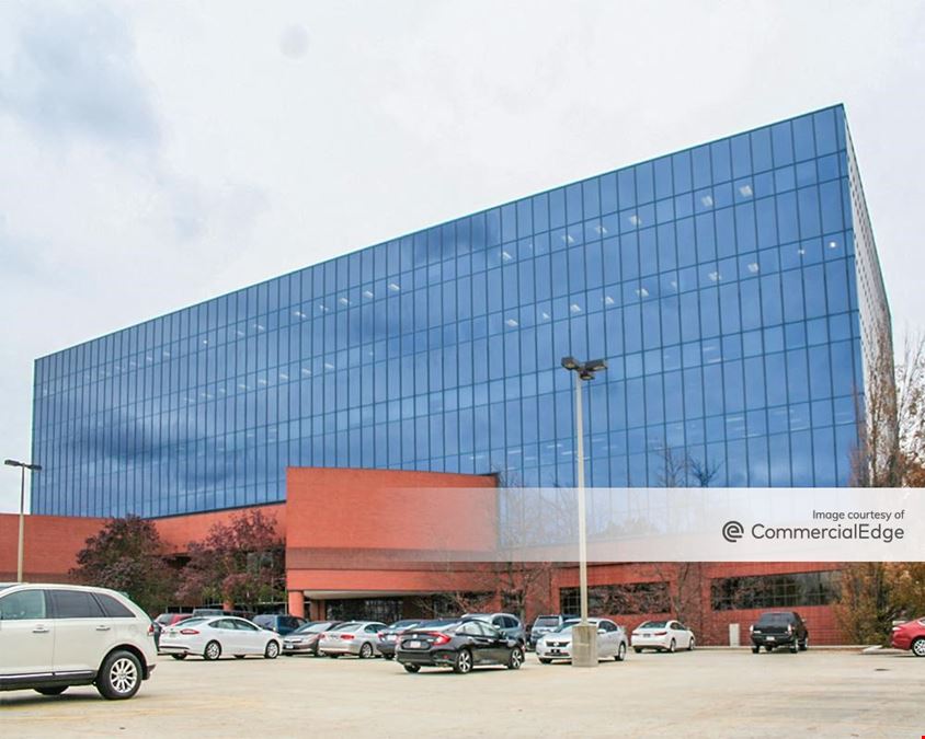 Camp Hill Corporate Center - 300 Corporate Center Drive