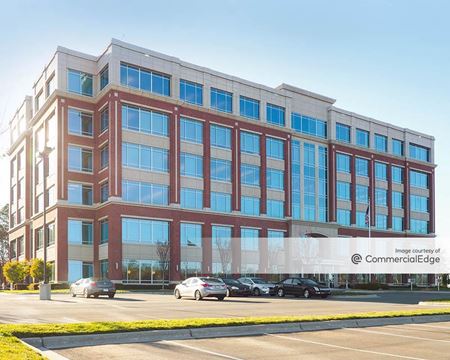 Photo of commercial space at 525 Harbour Place Drive in Davidson
