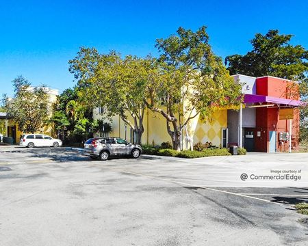 Photo of commercial space at 17615 SW 97th Avenue in Palmetto Bay