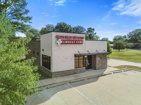 Retail space for Sale at 1400 Highway 72 E in Corinth