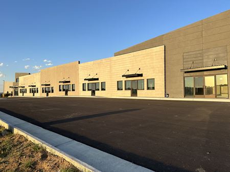 Industrial space for Rent at 6333 S Racine Cir in Centennial