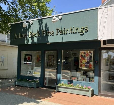 Retail space for Rent at 2454 Main Street in Bridgehampton
