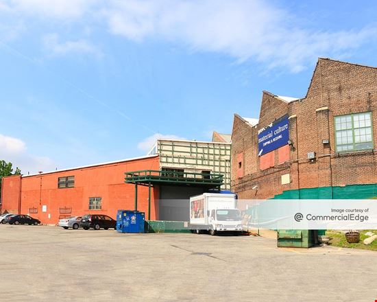 Philadelphia Design & Distribution Center