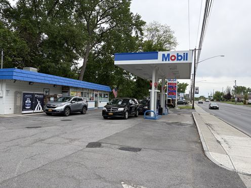 Convenience/Gas on 9 & 20