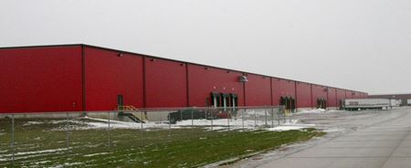 Commercial space for Rent at 4800 Industrial Drive in Peru