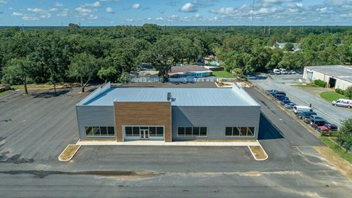 Car City Commercial Property | 10,492 SF on 1.91 Acres