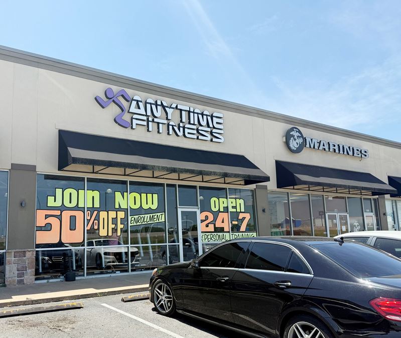 Cross Creek Shopping Center