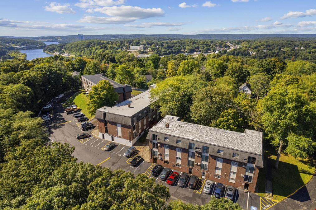 Cedar Glen Apartments