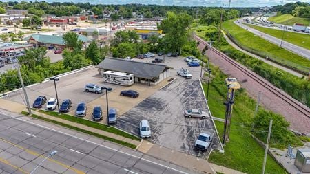 Retail space for Sale at 1945 42nd St NE in Cedar Rapids