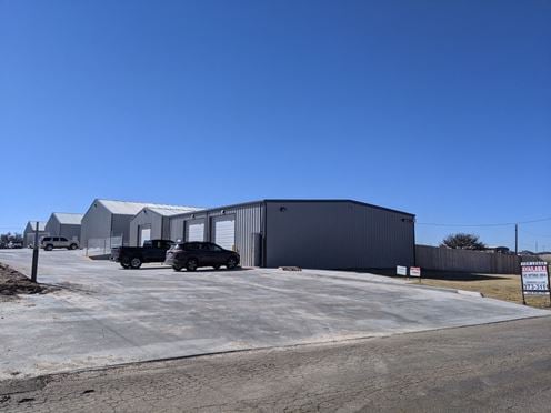 7701 SW 81st - Hodges Business Park