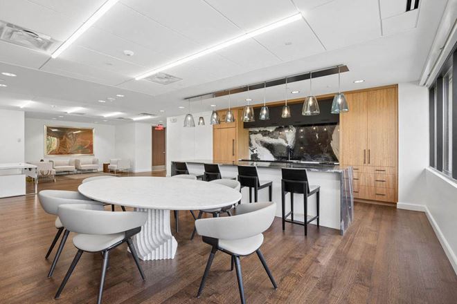 7500 Office Ridge Circle