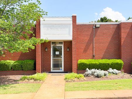 Office space for Sale at 906 Wilson St NE in Decatur