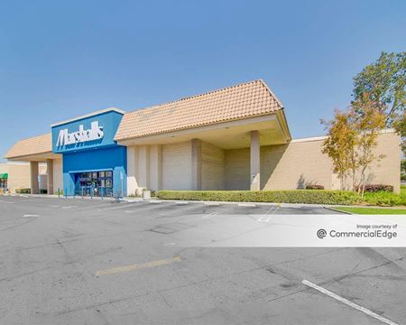 Commercial space for Rent at 1407 West Chapman Avenue in Orange