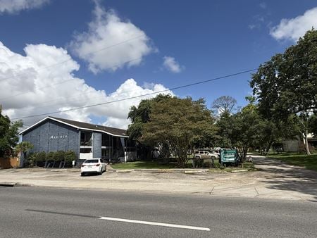 Multi-Family space for Sale at 1101 East Main Street in League City