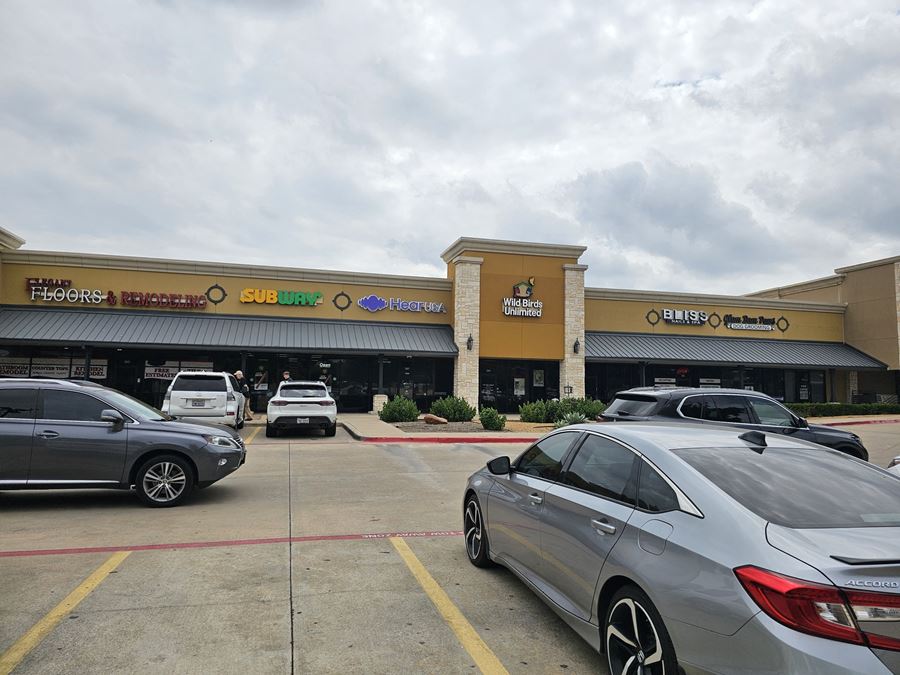 Keller Place | Kroger Grocery Anchored Shopping Center