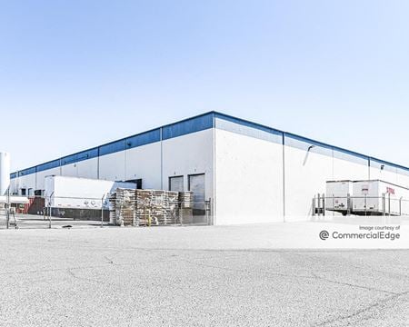 Industrial space for Rent at 2998 South Angus in Fresno