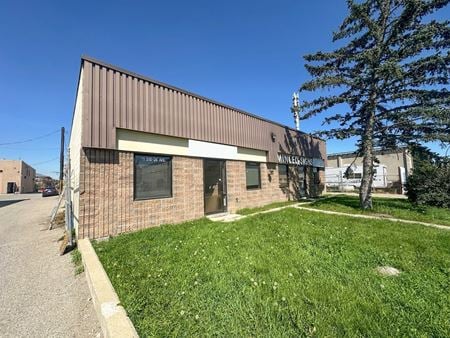 Industrial space for Rent at 318 36 Ave NE in Calgary