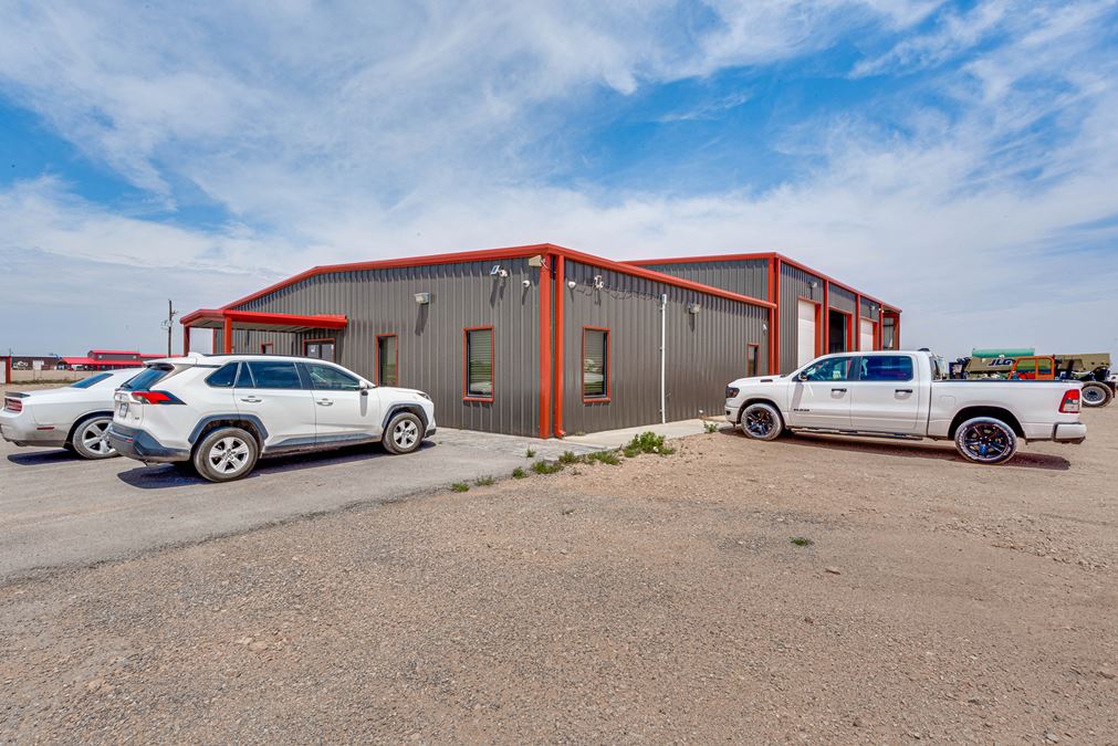 Office/Warehouse/Wash-Bay with Man Camp Hookup