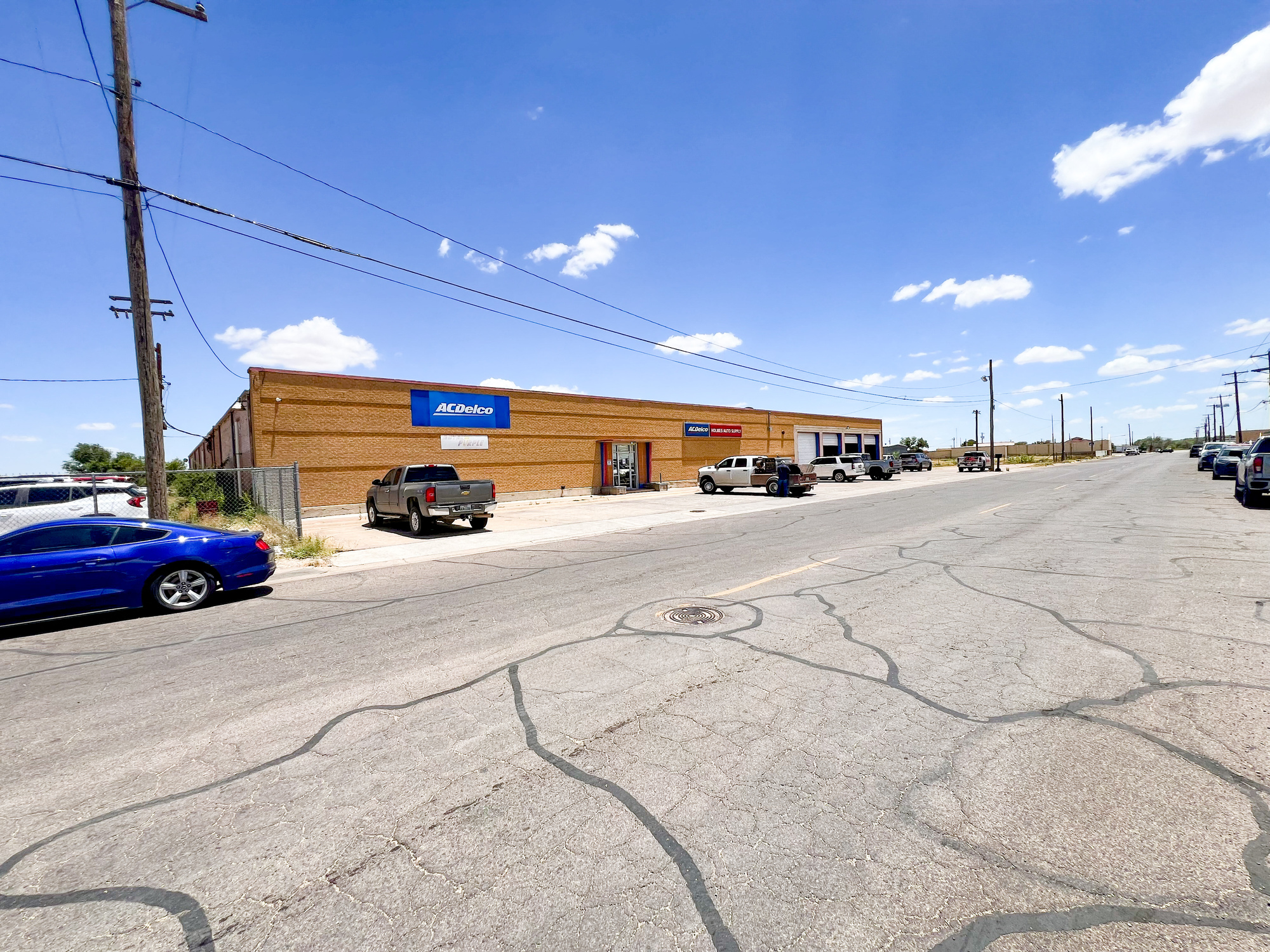3301 Bankhead Hwy, Midland, TX 79701