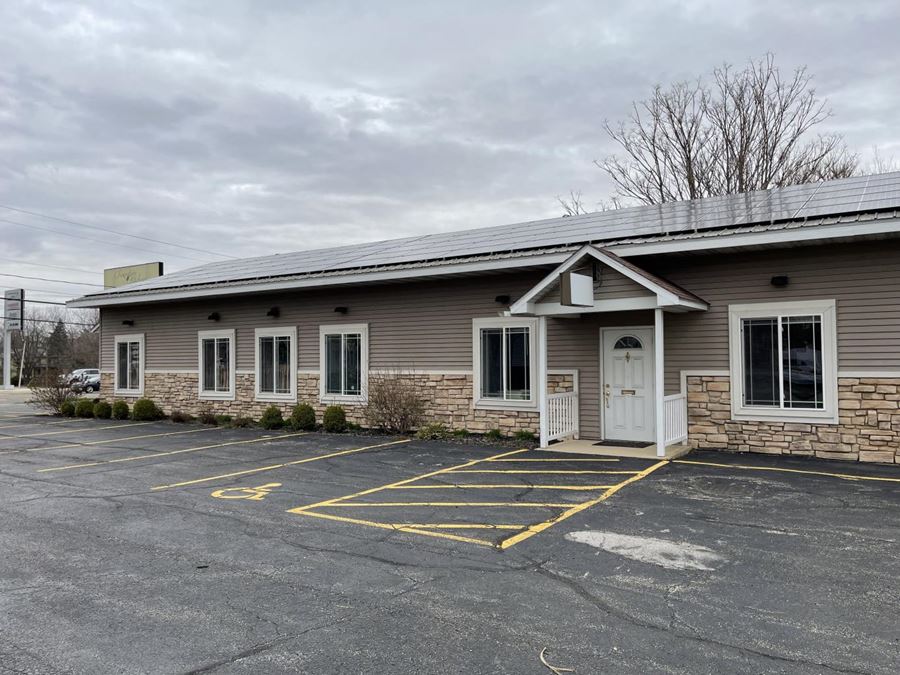 310 Tenney Street 310 Tenney Street, Kewanee, IL Office Building