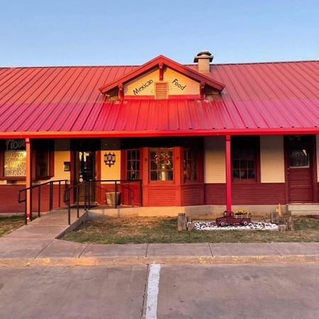 Retail space for Sale at 130 North Maxwell Avenue in Tulia