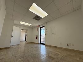 2818-20 NW 72nd Ave