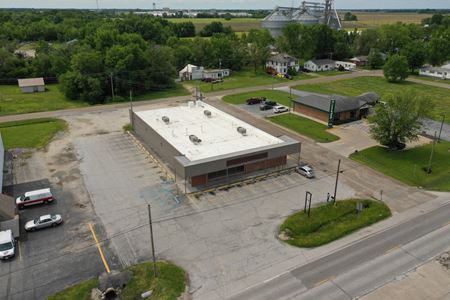 Retail space for Rent at 910 West HWY 54 in Vandalia