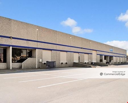 Industrial space for Rent at 10990 Petal St. in Dallas