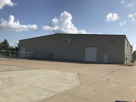 Industrial space for Rent at 525-B Alfred Thun Rd. in Clarksville