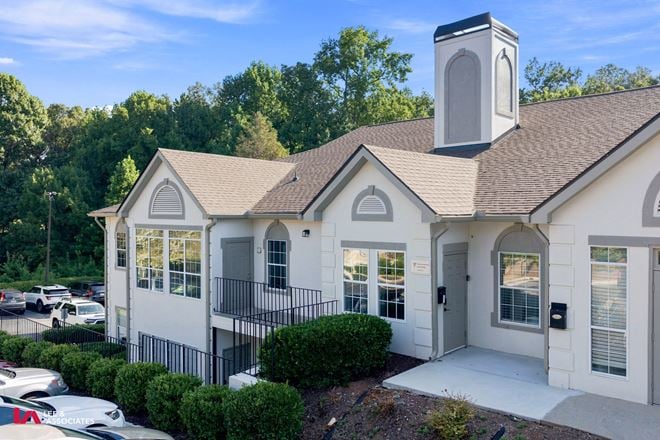 1250 Upper Hembree Rd