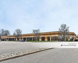 Kemper Woods Business Center