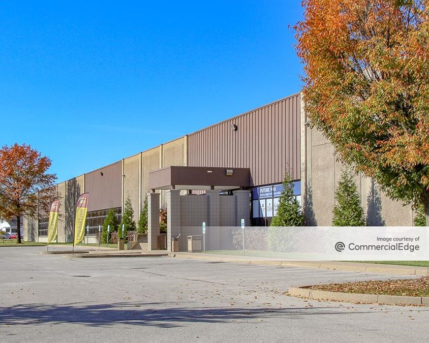 8203 National Turnpike, Louisville, KY 40214