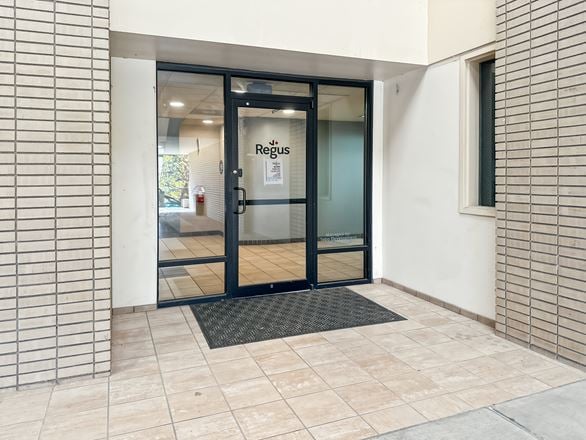Regus - Boulder - Center Green Dr
