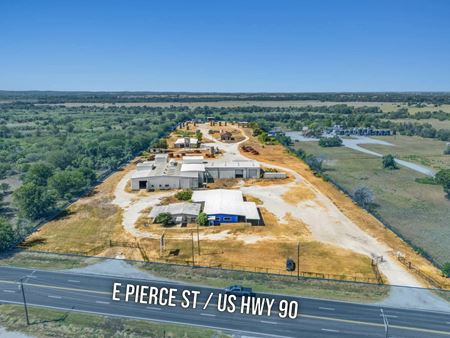 Industrial space for Sale at 2400 E Pierce St in Luling