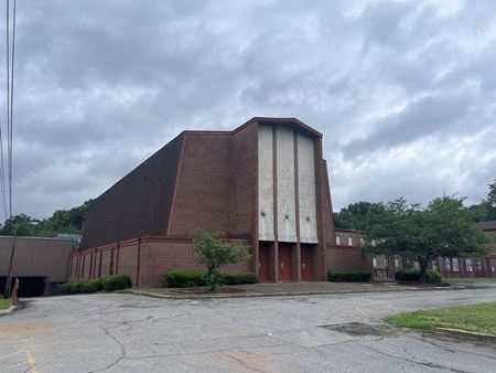 Photo of commercial space at 200 Roebuck Dr in Birmingham