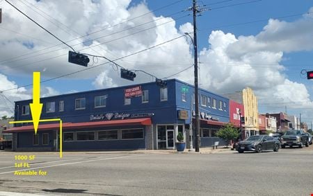 Photo of commercial space at 1919 Avenue H in Rosenberg